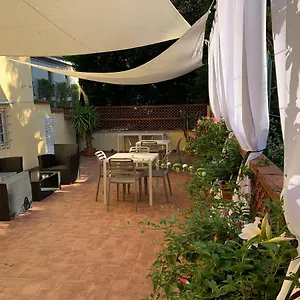 Bed & Breakfast La Terrazza Di Via Elisa, Lucca