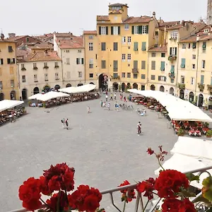 Bed & Breakfast At, Lucca